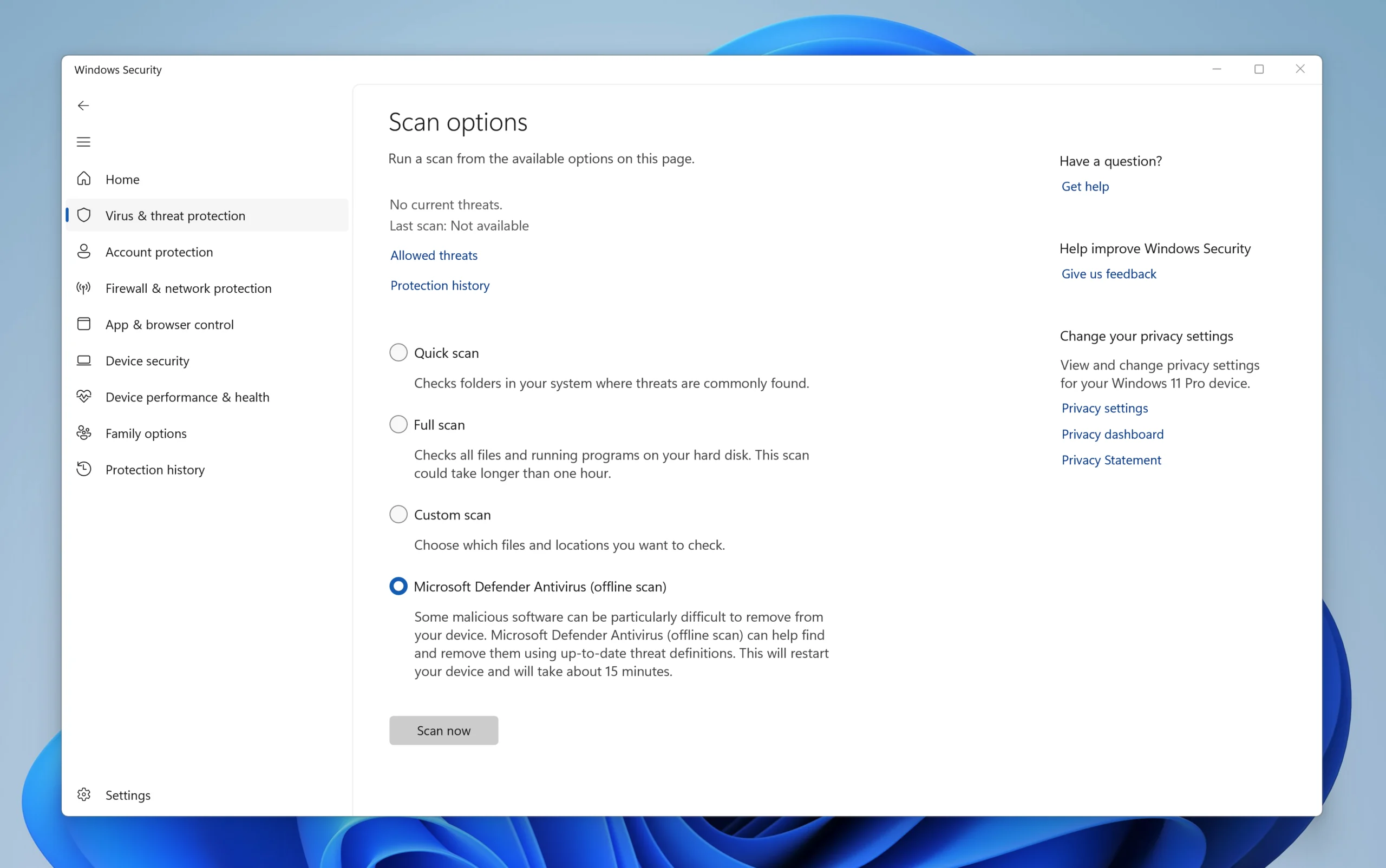 Windows Security scan options with Microsoft Defender Offline scan selected